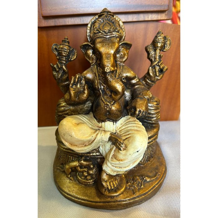Resine Ganesha Taht Ekru 18 cm 56535